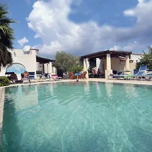 https://hotel-aura.sicilyhotelsitaly.net